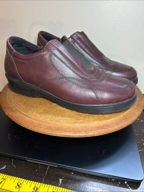 Burgundy Leather Comfort Slip On Shoes Portugal Womens Size 39